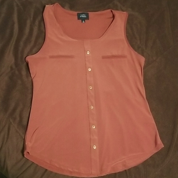 Sleeveless Top - Picture 1 of 1